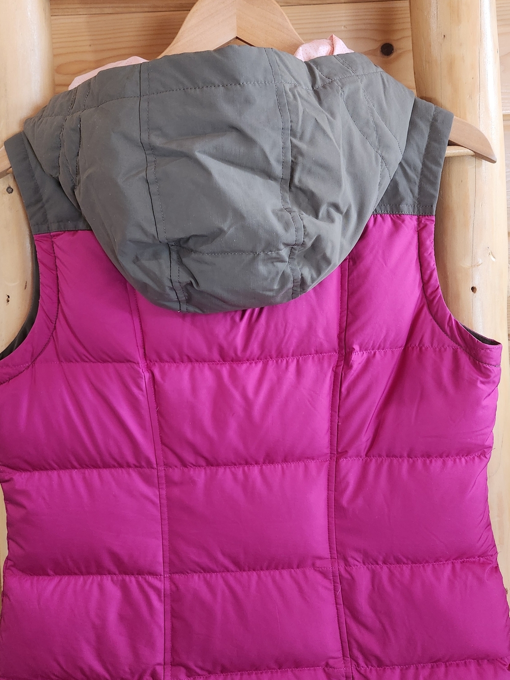 Stio Women's Pink and Light Pink Jacket - Picture 2 of 7